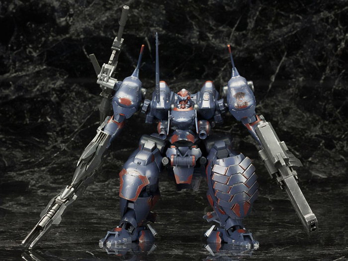 Armored Core V Maqueta 1/72 KT-104 Perun Hanged Man Rematch Ver. 18 cm