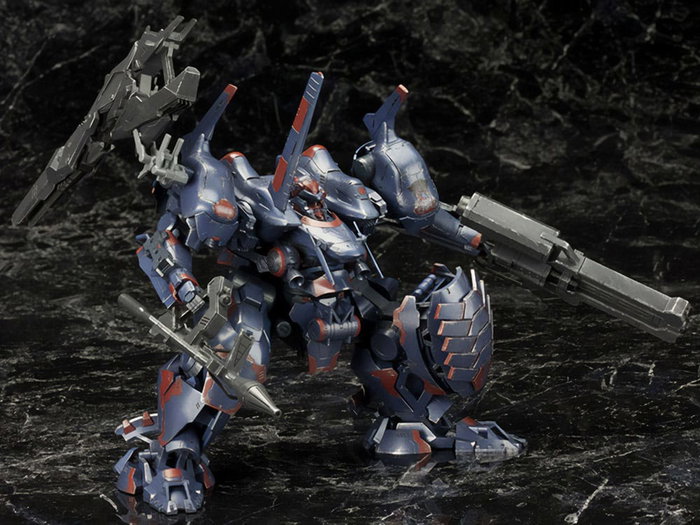 Armored Core V Maqueta 1/72 KT-104 Perun Hanged Man Rematch Ver. 18 cm
