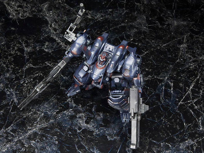 Armored Core V Maqueta 1/72 KT-104 Perun Hanged Man Rematch Ver. 18 cm