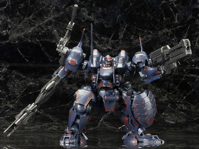 Armored Core V Maqueta 1/72 KT-104 Perun Hanged Man Rematch Ver. 18 cm