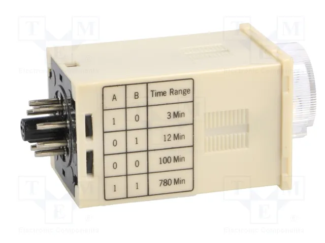 LOVATO ELECTRIC Relé de tiempo 31L48 18s÷780min 24VDC LOVATO ELECTRIC Relé de tiempo 31L48 18s÷780min 24VDC