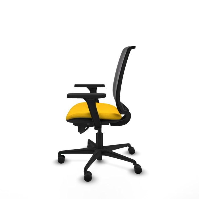 PIQUERAS Y CRESPO Silla de oficina Alares con mecanismo sincro, malla negra y acabado Bali amarillo PIQUERAS Y CRESPO Silla de oficina Alares con mecanismo sincro, malla negra y acabado Bali amarillo