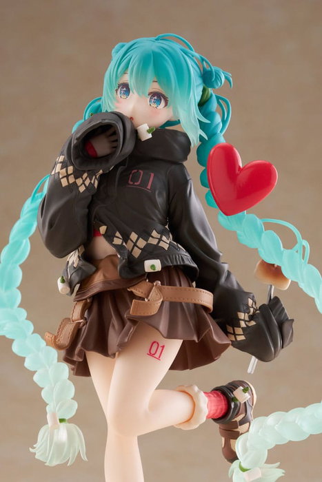 Taito Prize Hatsune Miku Estatua Fashion Outdoor Ver. Taito Prize Hatsune Miku Estatua Fashion Outdoor Ver.