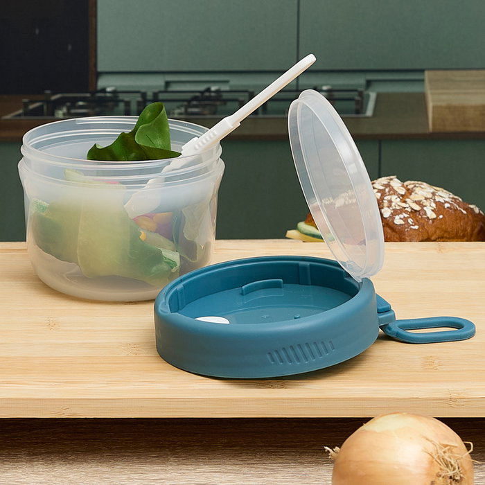 Cook Concept Fiambrera o Tartera Take Away Liege con Cubiertos, 51 cl, Plástico PP Apto Microondas y Lavavajillas, Color Surtido Cook Concept Fiambrera o Tartera Take Away Liege con Cubiertos, 51 cl, Plástico PP Apto Microondas y Lavavajillas, Color Surtido