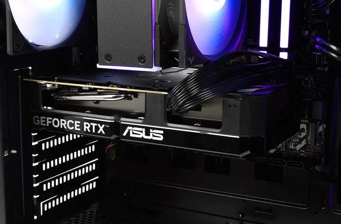 Komputronik Level GO [C01] Ryzen 5 RTX 5060 Ti 16GB 32GB 1TB