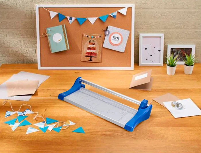 Q-connect Cizalla Metálica de Rodillo de 32 cm con Base de Aluminio para Cortes Precisos