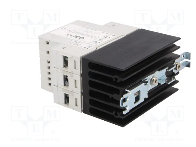 CARLO GAVAZZI RGC2P60V25C1DM Relé semiconductor trifásico 25A CARLO GAVAZZI RGC2P60V25C1DM Relé semiconductor trifásico 25A