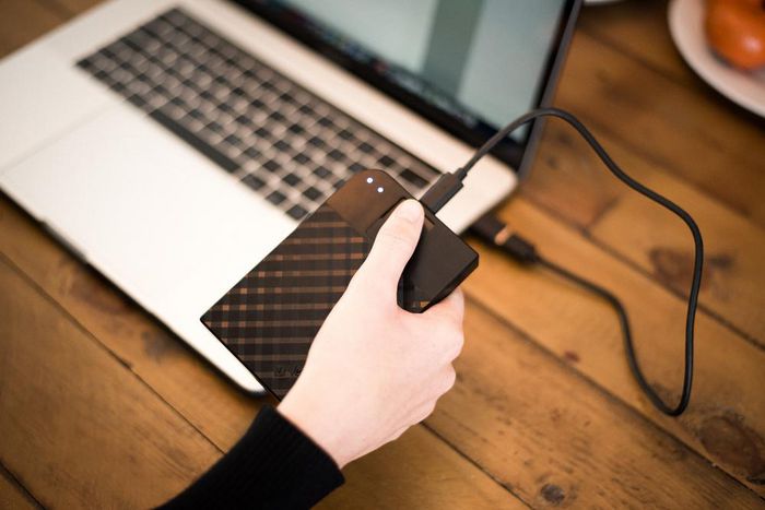 Verbatim Fingerprint Secure 2TB USB-C Verbatim Fingerprint Secure 2TB USB-C