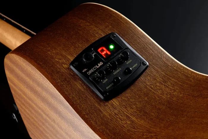 LAG Guitarra Acústica Electroacústica Tramontane T70 A/E Cutaway Auditorium Natural