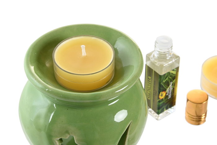 DKD Home Decor Set de 4 Quemadores de Cerámica 10ml con 2 Velas DKD Home Decor Set de 4 Quemadores de Cerámica 10ml con 2 Velas