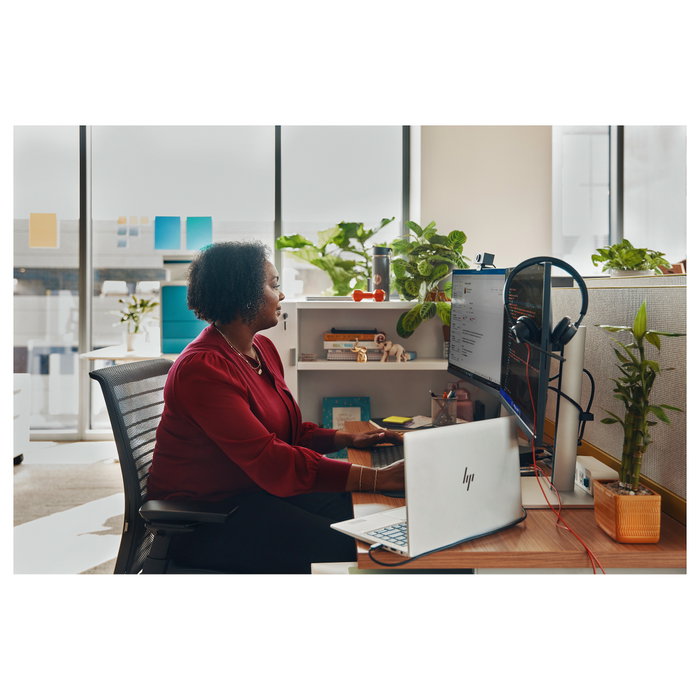 HP Poly Blackwire 3325 con certificación Microsoft Teams, USB-C y conector de 3,5 mm, Negro HP Poly Blackwire 3325 con certificación Microsoft Teams, USB-C y conector de 3,5 mm, Negro
