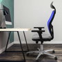 PIQUERAS Y CRESPO Silla de oficina Jorquera con mecanismo Sincro/Traslack, Azul y Negro