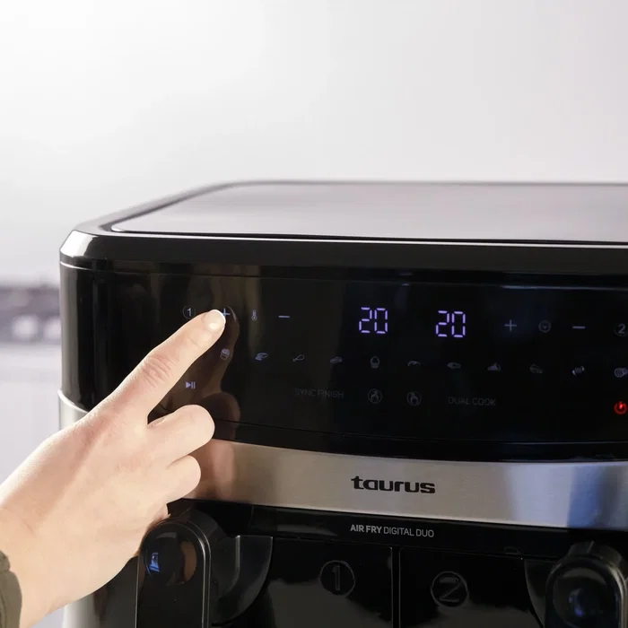 Taurus Air Fry Digital Duo - Freidora de Aire sin Aceite, Doble Cesta 9L (2x4.5L), 12 Programas, Panel Táctil, 2200W, Color Negro, Modelo 973980000 Taurus Air Fry Digital Duo - Freidora de Aire sin Aceite, Doble Cesta 9L (2x4.5L), 12 Programas, Panel Táctil, 2200W, Color Negro, Modelo 973980000