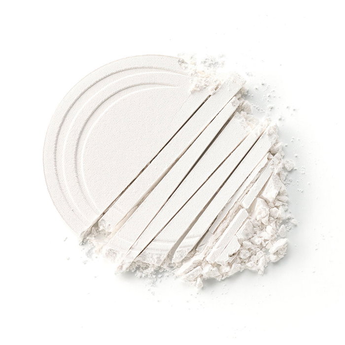 Essence All About Soft Glow! - Polvo Compacto Fijador 8g, Resistente al Agua, Acabado Sedoso, Efecto Iluminado y Suave, Tono Universal