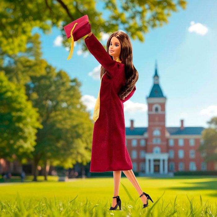 Barbie JJX81 Muñeca Coleccionable Signature Graduation Wishes con Toga, Birrete, Diploma y Banda - Mattel