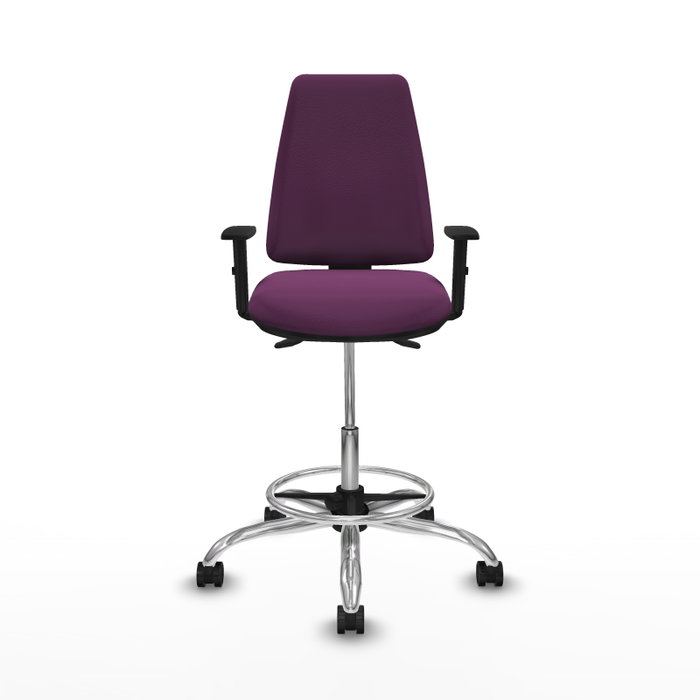 Taburete Elche con mecanismo Asincro tapizada con Similpiel color Morado. Equipado con Base cromada, Brazos 1D y Ruedas 65mm nailon Taburete Elche con mecanismo Asincro tapizada con Similpiel color Morado. Equipado con Base cromada, Brazos 1D y Ruedas 65mm nailon