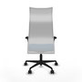 Sillón Albacete con mecanismo Sincro tapizada con Similpiel color Azul claro y malla color Blanco. Equipado con Base nailon negra, Brazos 1D y Ruedas 65mm nailon