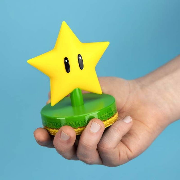 Paladone Lámpara Icon Super Mario Estrella 10cm Alimentación Pilas AAA