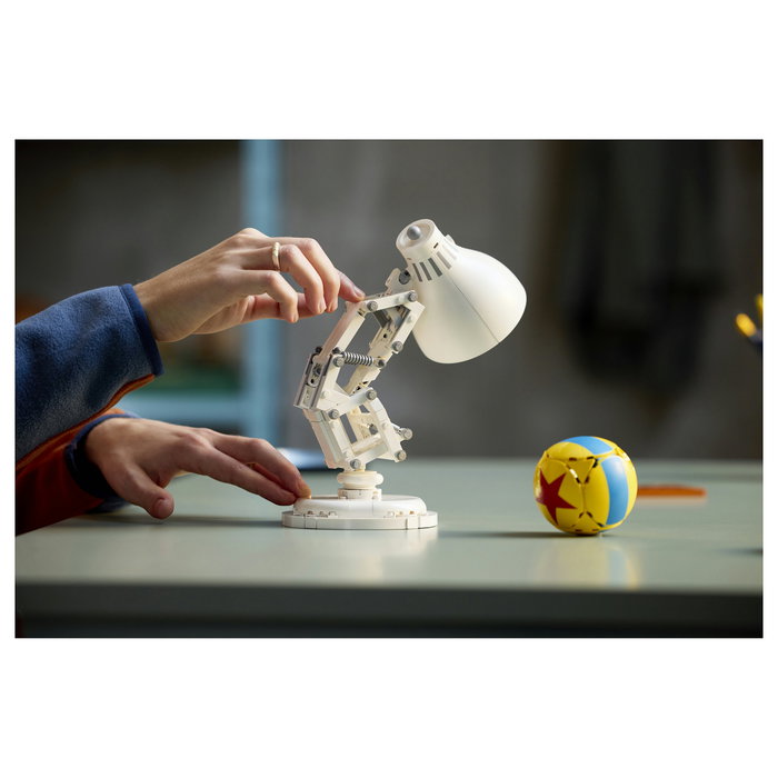 Lego Disney Pixar Luxo Jr. 21357