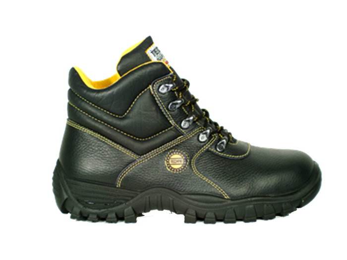 COFRA Bota NEW SENNA Nº40 S1 P SRC con puntera y plantilla COFRA Bota NEW SENNA Nº40 S1 P SRC con puntera y plantilla