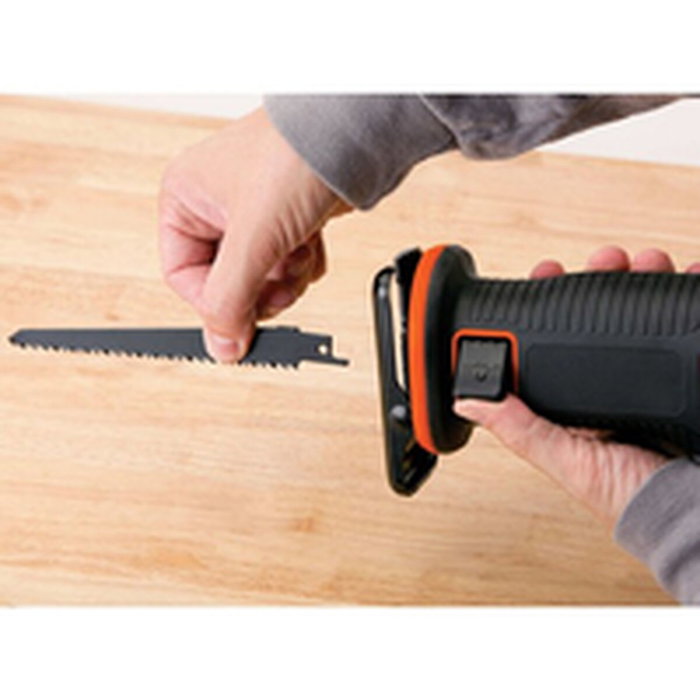Black & Decker BDCR18N Sierra de sable inalámbrica