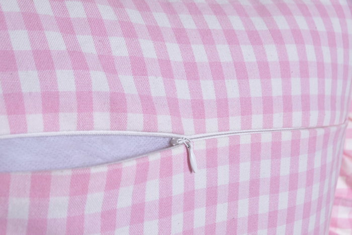 DKD Home Decor Cojín de Algodón Reciclado Rosa con Volantes Vichy 45x45x45 cm