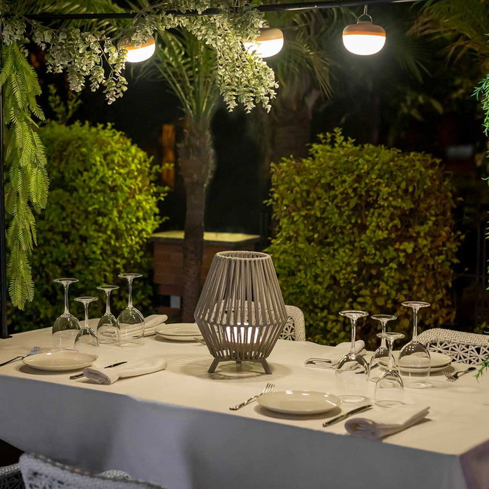 New Garden Conta 30 Lámpara de mesa recargable taupe grey