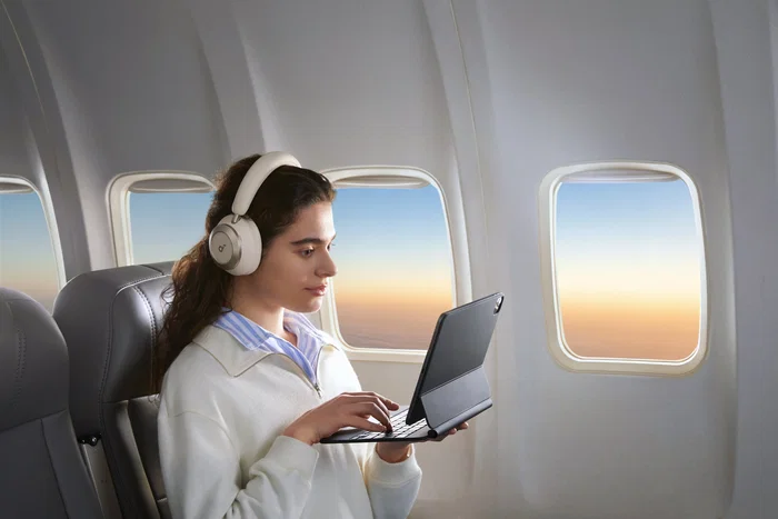 Anker Soundcore Space One Pro Auriculares Diadema Inalámbricos Bluetooth con Cancelación Activa de Ruido (ANC) - Hasta 60h Autonomía - Color Blanco Cream