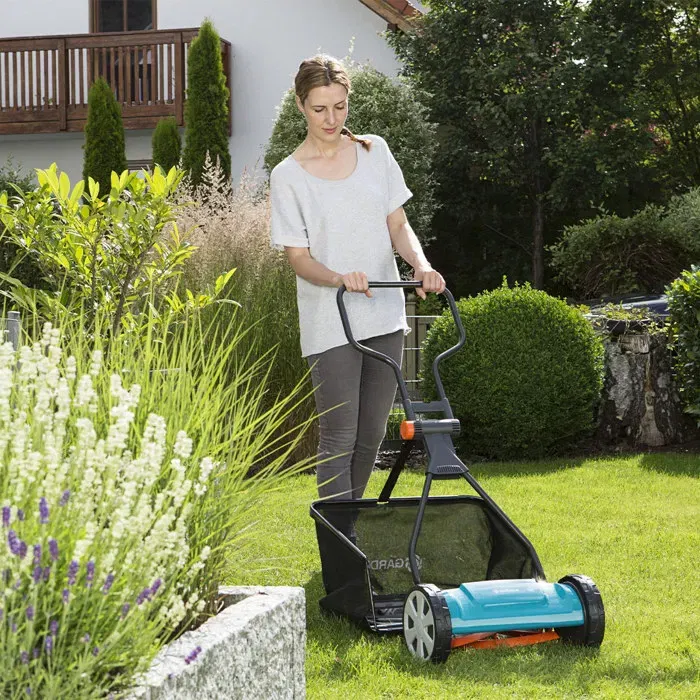 Gardena Segadora Helicoidal 330 Classic 33cm Manual para Áreas Pequeñas de Césped