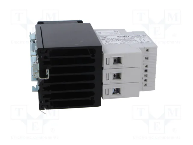 CARLO GAVAZZI RGC3 Relé semiconductor trifásico 65A 42÷660VAC