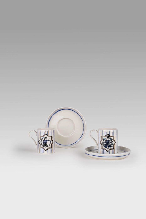 Hermia BNDSR04KT43012739 Juego de Tazas de Café de Porcelana, Set de 4 Tazas y Platos, Color Azul, Apta Microondas y Lavavajillas, 90 cc