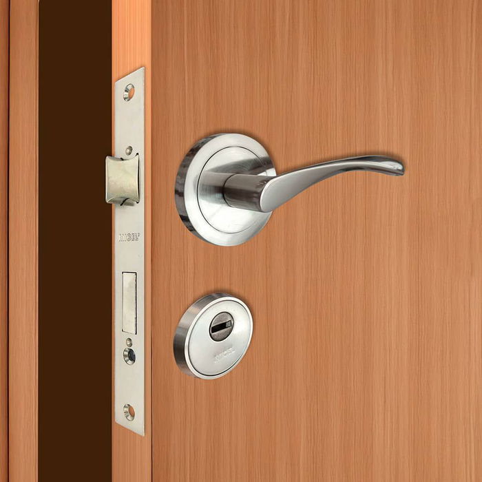 Micel Cerradura de Embutir Cre04 para Cilindro Europeo, para Puertas de Madera, Entrada 40 mm, Entre Ejes 47 mm, Acabado Latonado