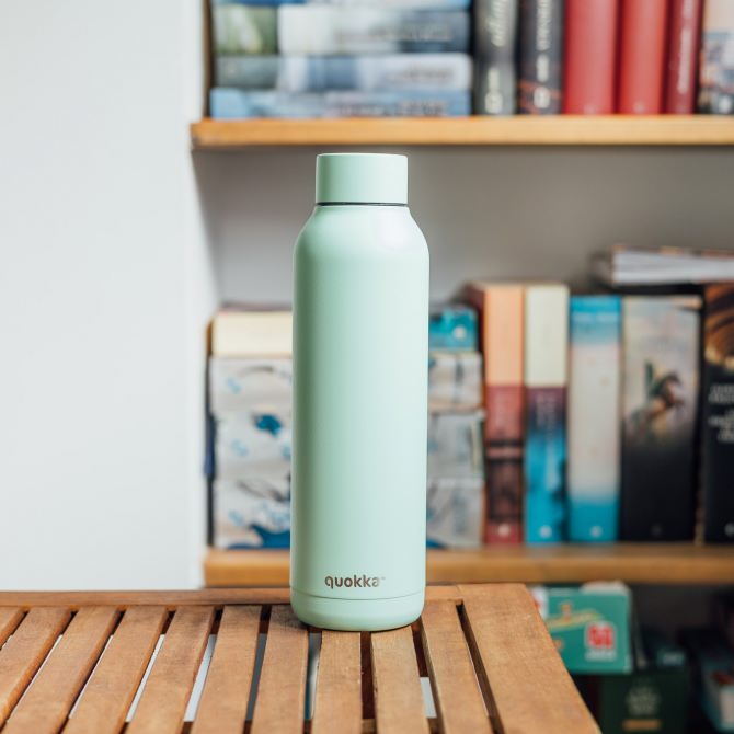 QUOKKA Botella Termo de Acero Inoxidable 630 ml, Color Mint Sólido