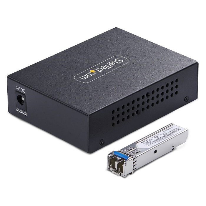 StarTech.com MCM1110SMLC20 Convertidor de Medios Fibra Óptica Monomodo, Gigabit 10/100/1000 Mbps a 1000Base-LX LC, 20 km, Carcasa de Metal, TAA, Negro