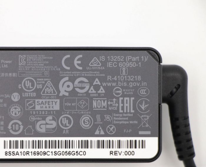 Lenovo Cargador 45W USB-C para ordenadores portátiles Lenovo