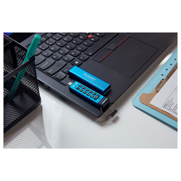 Kingston IronKey Keypad 200C USB-C 256GB - FIPS 140-3 Nivel 3 AES-256, Resistente IP68, Teclado PIN, 280 MB/s Lectura, 200 MB/s Escritura, Azul