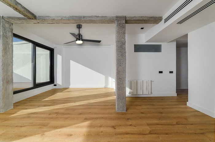 Blaupunkt Ventilador de Techo 132 cm 65W con Luz LED Integrada 18W y Mando a Distancia para el Hogar