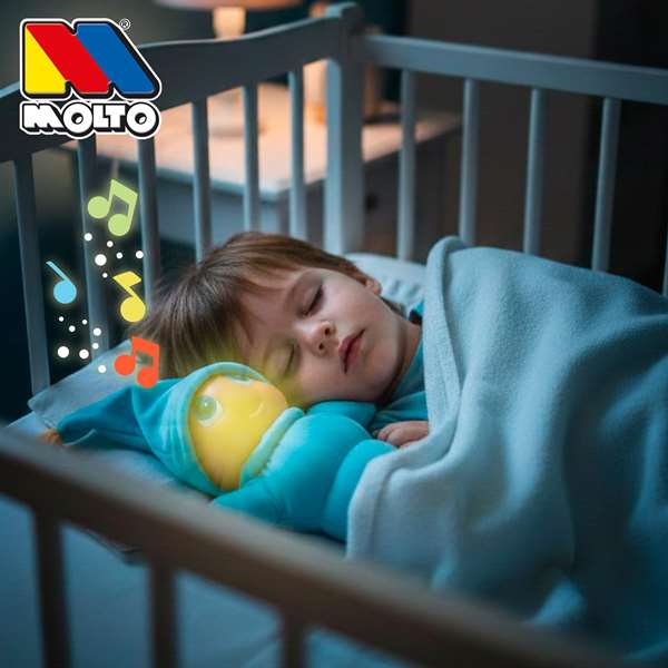 Molto Gusy Luz Efecto Arcoiris - Peluche con Luces y Sonidos en Español/Inglés, Pilas AA Incluidas, Medidas 33.5 x 34.5 x 10.7 cm