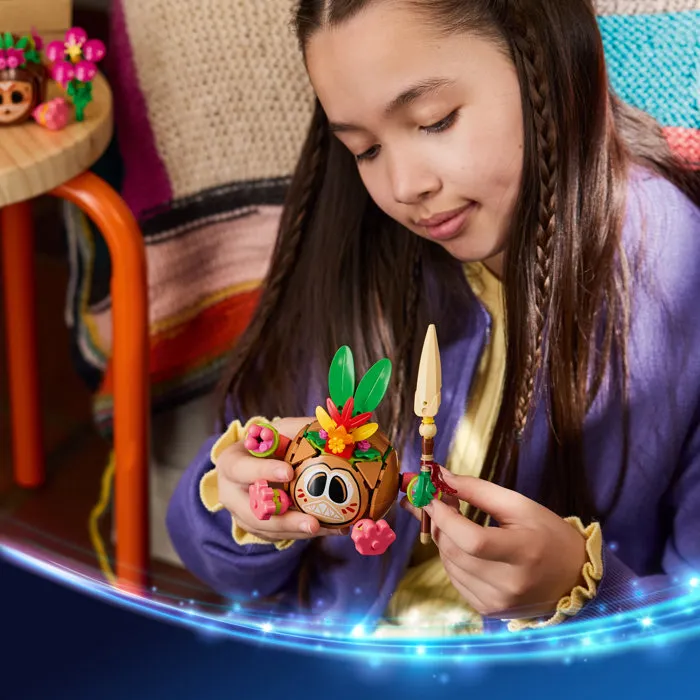 Lego 43293 Disney Moana Kakamora - Juguete de construcción para niñas y niños de 9 años en adelante