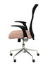 Silla de oficina Minaya con mecanismo Basculante tapizada con Tela color Rosa y malla color Negro. Equipada con Base cromada, Brazos abatibles y Ruedas de nailon 50 mm