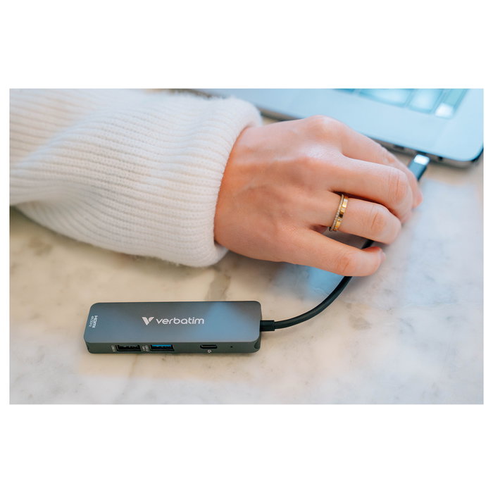 Verbatim Hub 32155 USB-C con HDMI 4K 60Hz, USB 3.1 y PD 100W, Gris Verbatim Hub 32155 USB-C con HDMI 4K 60Hz, USB 3.1 y PD 100W, Gris
