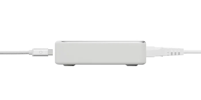 LINQ LQDC240 Cargador de escritorio 4 puertos USB-C PD 3.1 240W GaN2, carga simultánea MacBook Pro/Air, 140W por puerto, diseño aluminio, Universal
