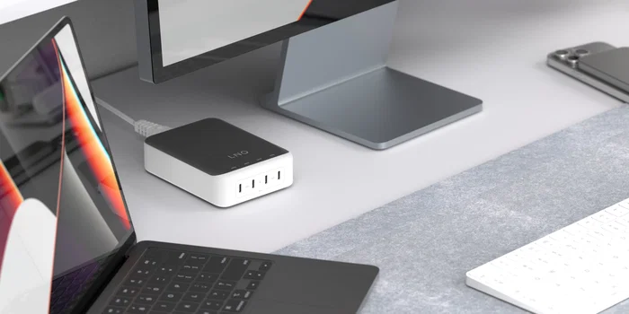 LINQ LQDC240 Cargador de escritorio 4 puertos USB-C PD 3.1 240W GaN2, carga simultánea MacBook Pro/Air, 140W por puerto, diseño aluminio, Universal