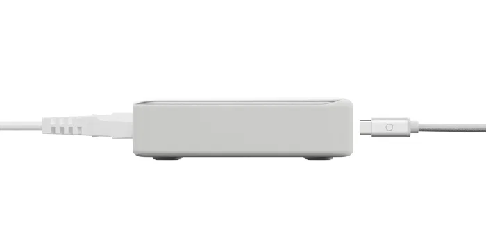 LINQ LQDC240 Cargador de escritorio 4 puertos USB-C PD 3.1 240W GaN2, carga simultánea MacBook Pro/Air, 140W por puerto, diseño aluminio, Universal