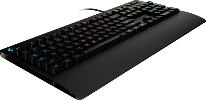 Logitech G G213 Prodigy Teclado Gamer Mecánico USB con Retroiluminación LED RGB, Diseño QWERTY Portugués, Negro - Layout PT
