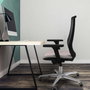 PIQUERAS Y CRESPO Silla de oficina Mardos con mecanismo Sincro/Traslack, Crema y Negro