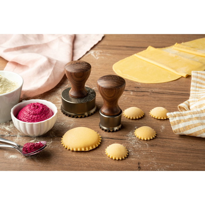 Marcato Cutter TONDO 38mm NOCE CANALETTO con mango de nogal Marcato Cutter TONDO 38mm NOCE CANALETTO con mango de nogal