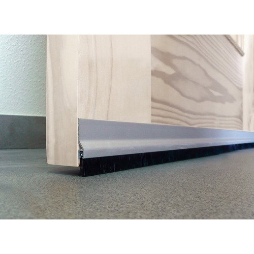 Burcasa Burlete de Aluminio Adhesivo Fleco 92cm Plata Burcasa Burlete de Aluminio Adhesivo Fleco 92cm Plata