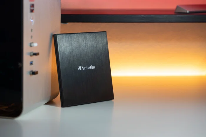 Verbatim 43886 Grabadora Externa Slimline DVD±RW USB-C con Nero Software, Conexión USB 3.2 Gen 1, para Portátiles, Compacta, Alimentación por USB, Color Negro