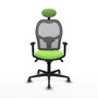 Silla de oficina Jorquera con mecanismo Sincro tapizada con Tela color Pistacho y malla color Gris. Equipada con lumbar 1D, Brazos 1D, Cabecero Fijo y Ruedas 65 mm parqué